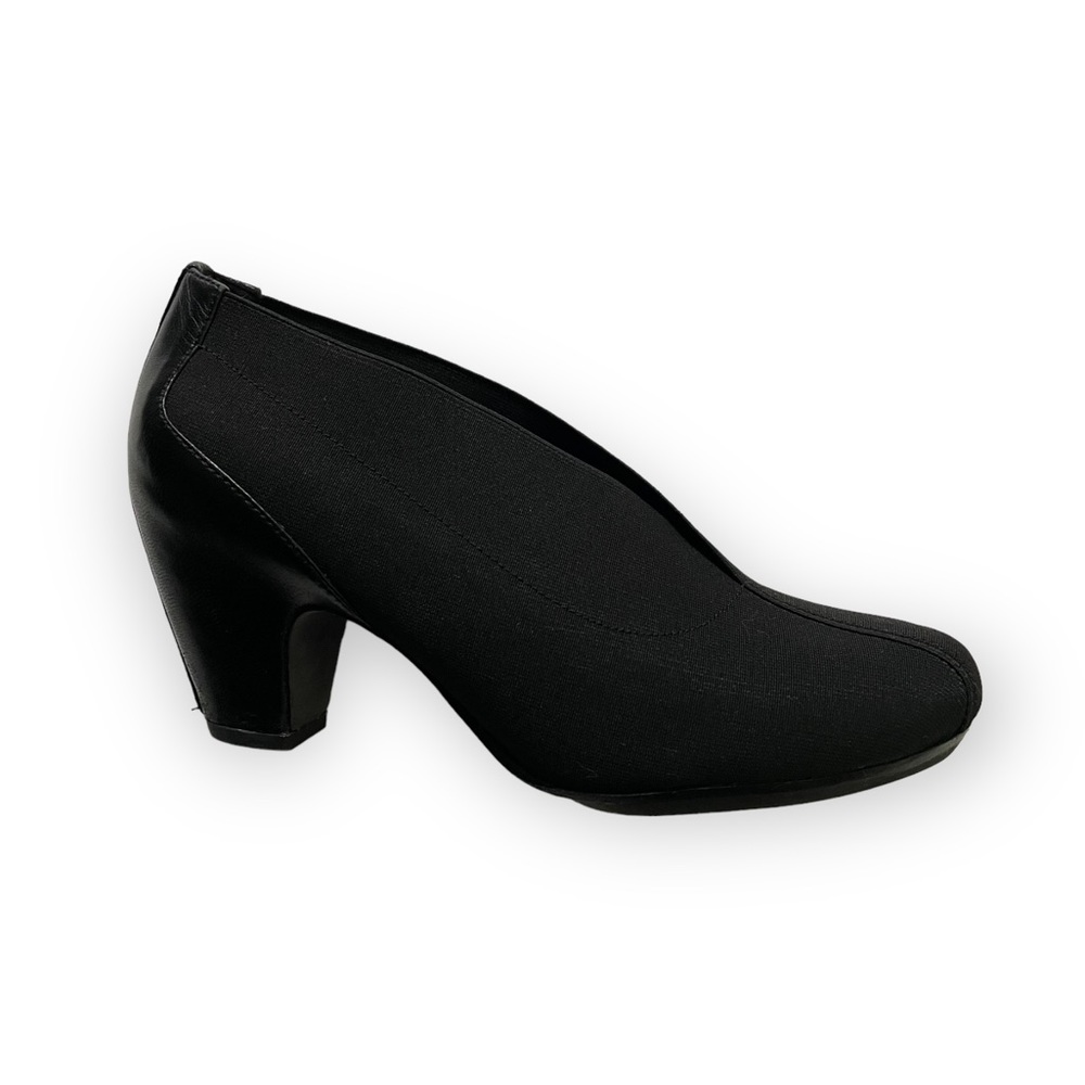 Eileen Fisher gorgeous black heeled bootie shoes sz 7